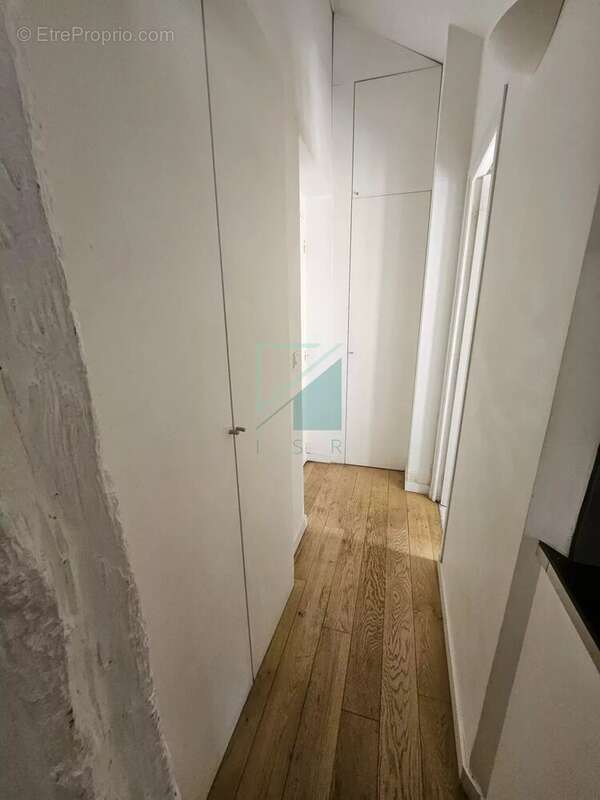 Appartement à PARIS-2E