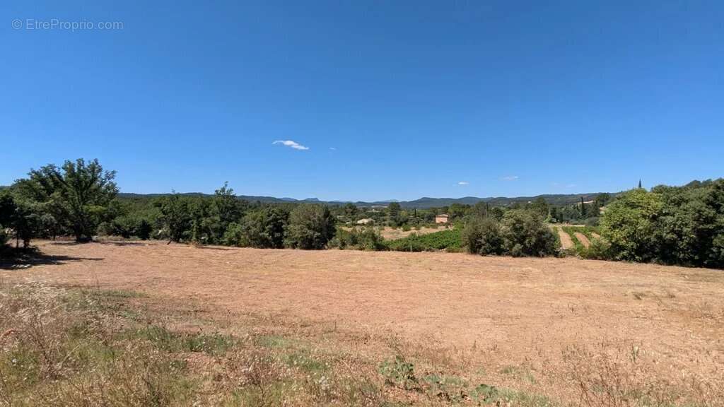 CARCES - Terrains à bâtir libre constructeur à partir de 1.500m² - photo 2