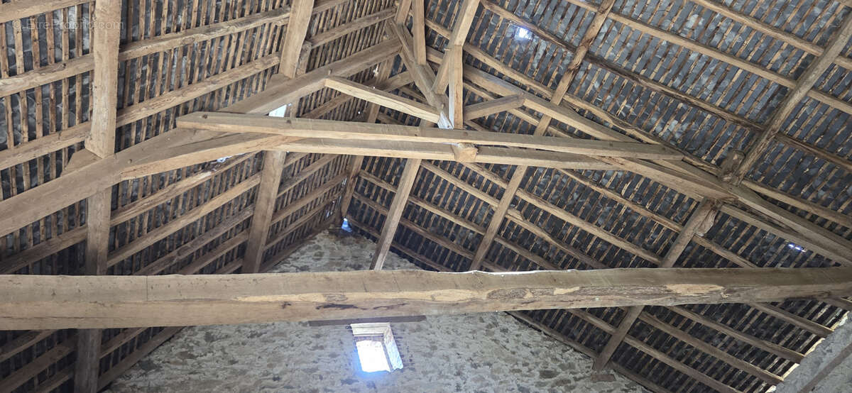Maison à LUBERSAC