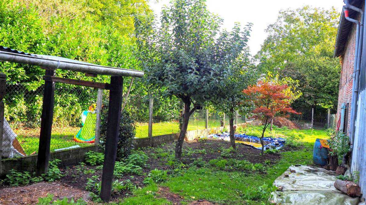 Maison à SAINT-LEGER-LES-DOMART