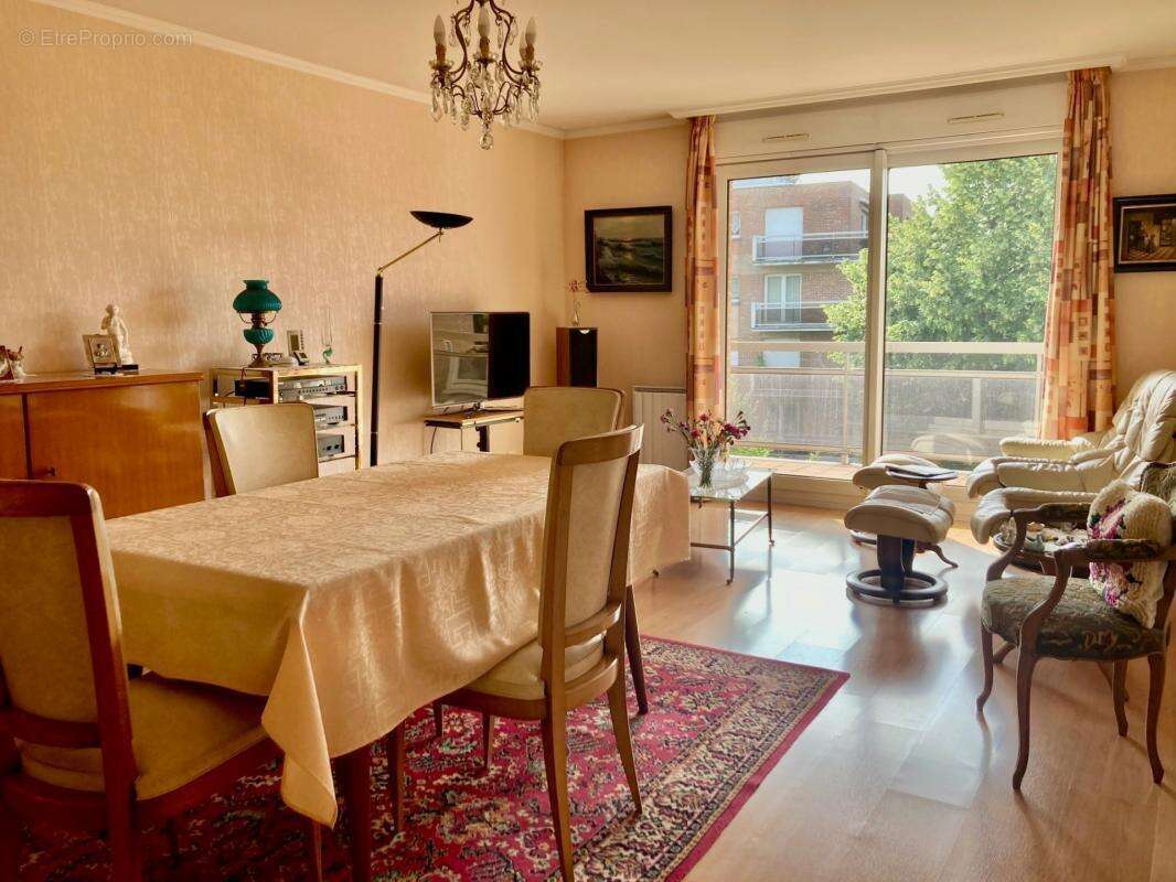 Appartement à CROIX