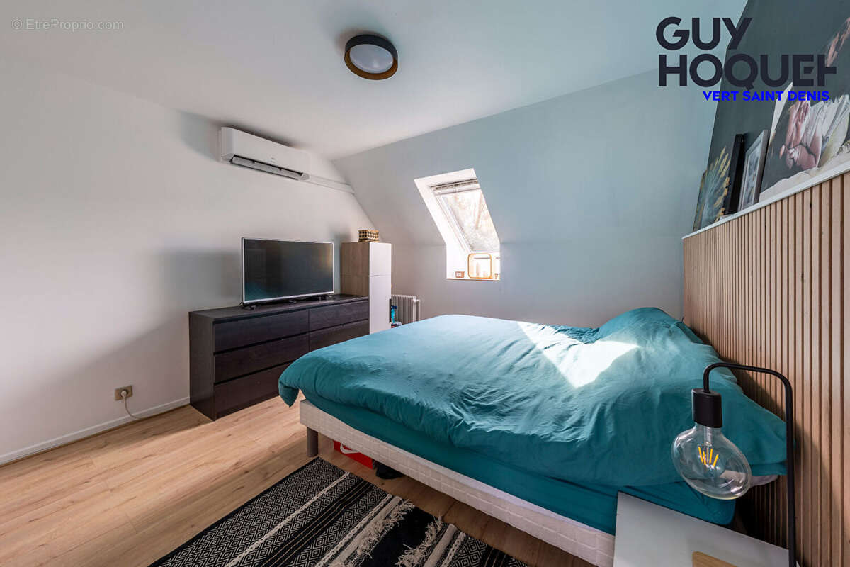 Maison à VERT-SAINT-DENIS