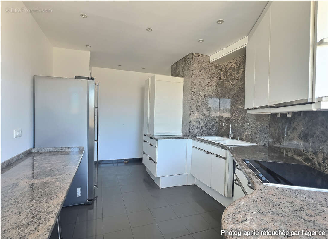 Appartement à MARSEILLE-8E
