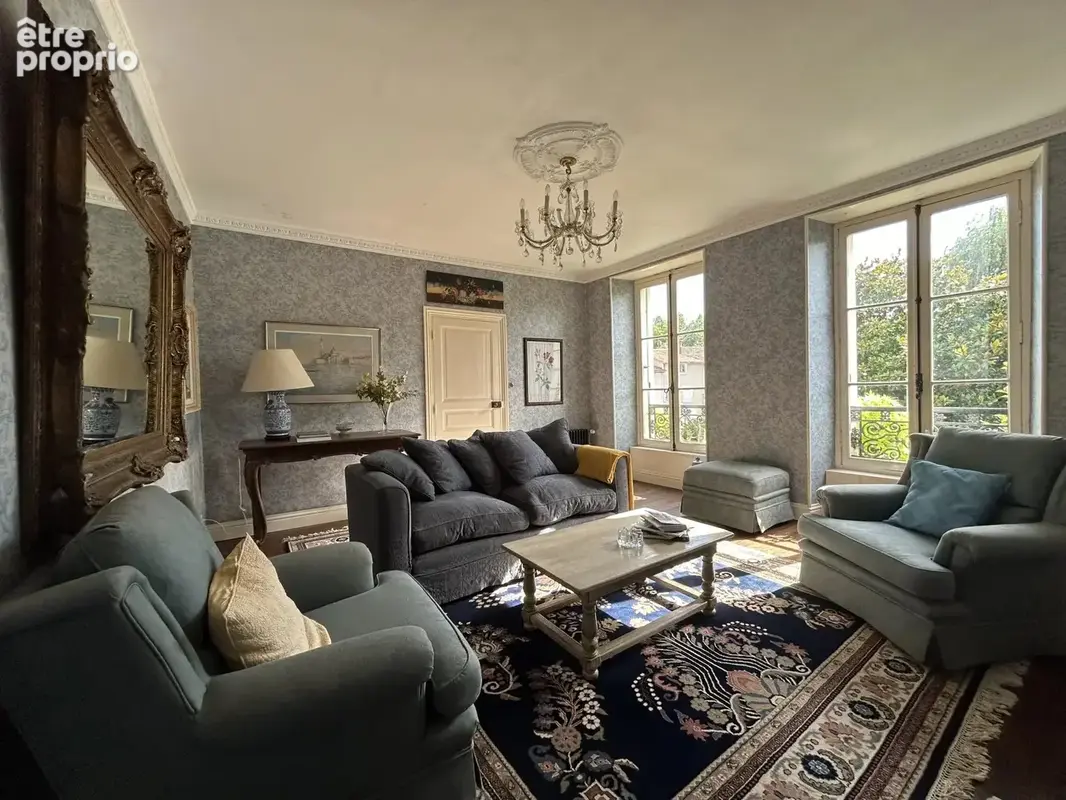 Elégante maison de ville de 3/4 chambres avec jardin de cour privé et petit verger. - photo 11