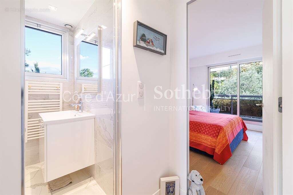 Appartement 4 pièces dernier étage avec vue mer et terrasse, Mont-Alban, Nice - photo 20