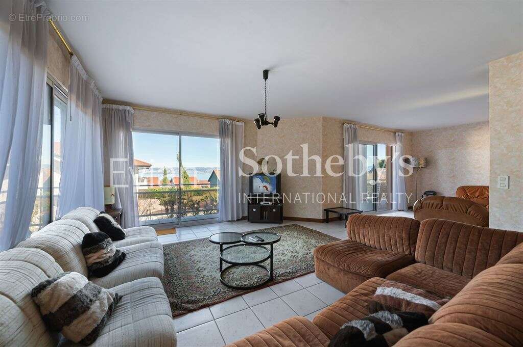 Vente grande maison avec vue lac - photo 6