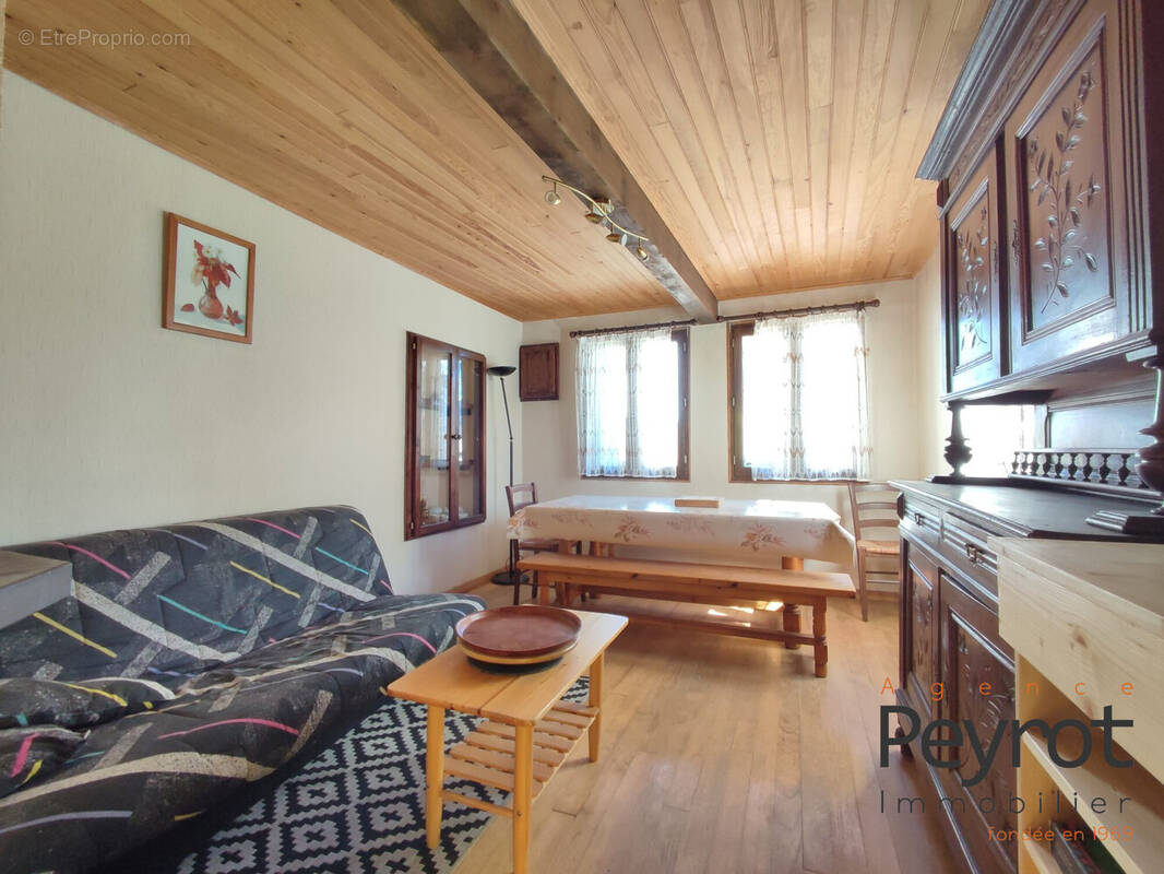 Maison à SAINT-PIERRE-DELS-FORCATS