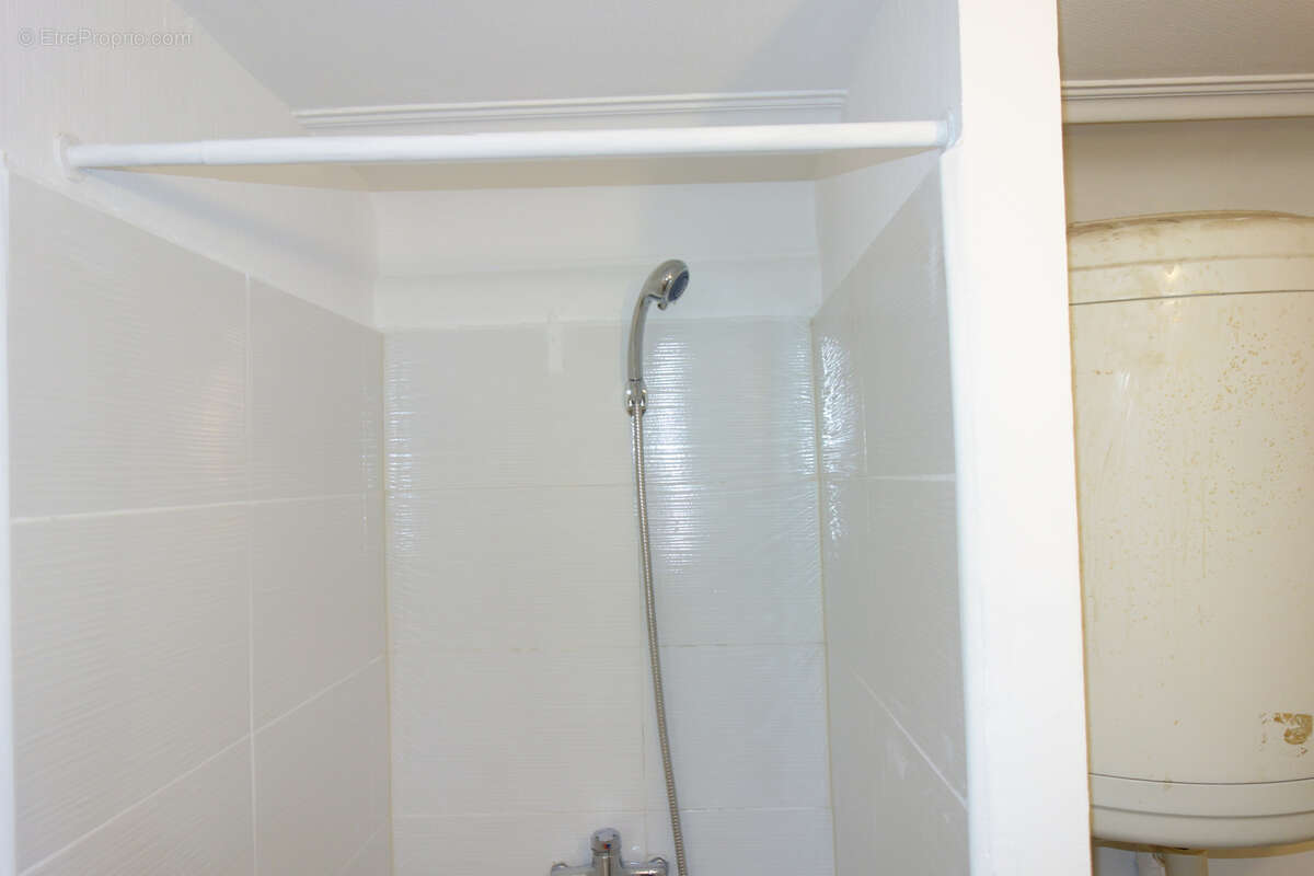 Appartement à MARSEILLE-1E