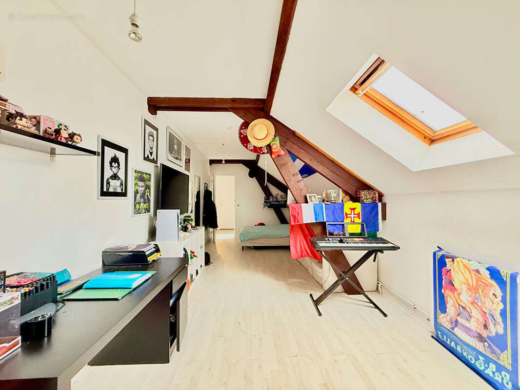 Maison à VILLECRESNES