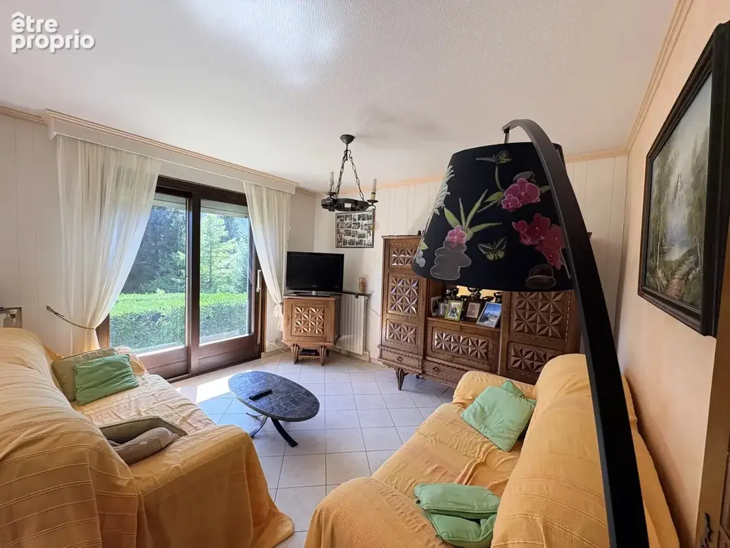LE CHÂTELARD - Maison des années 70 avec belle vue - photo 1
