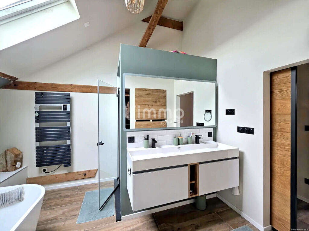 L'esprit loft, le charme de l'ancien, une propriété hors du comm - photo 11