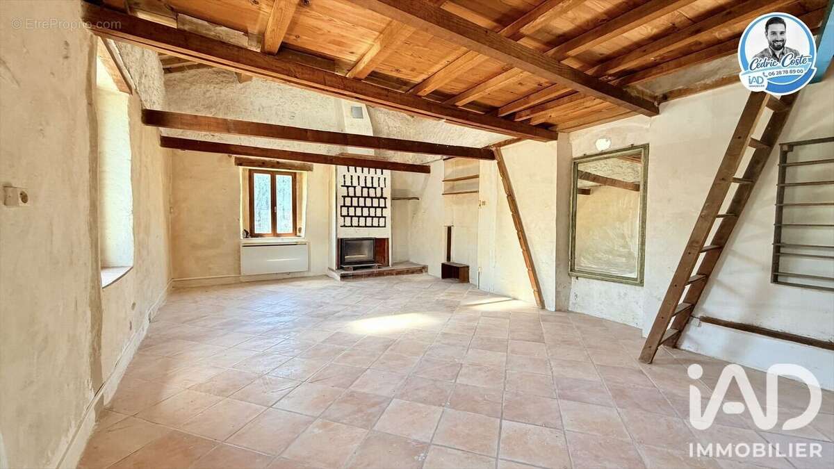 Maison 136 m² à Lagrasse  - photo 7
