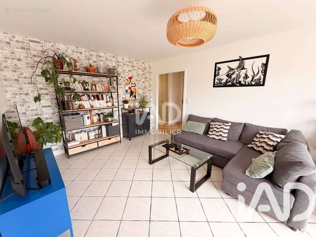 Photo 3 - Appartement à SAVIGNY-SUR-ORGE