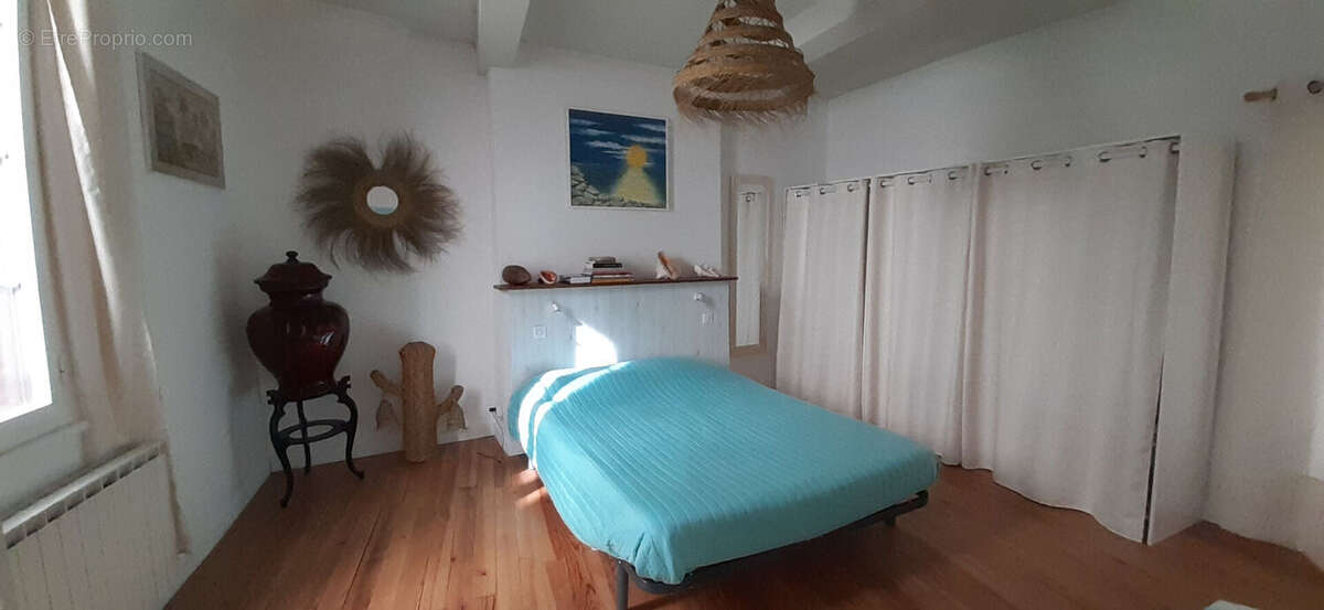 Maison à SARRANCOLIN