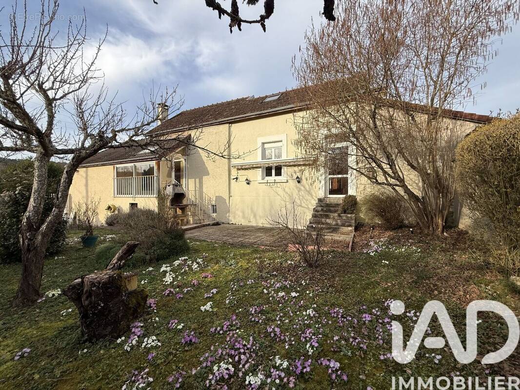 Photo 1 - Maison à LES RICEYS