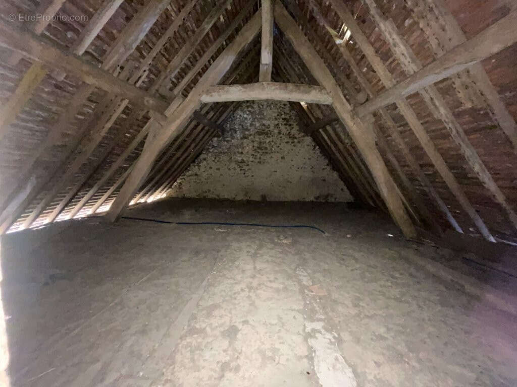 Maison à LA BAZOCHE-GOUET