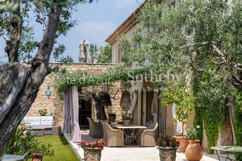 Maison à FAYENCE