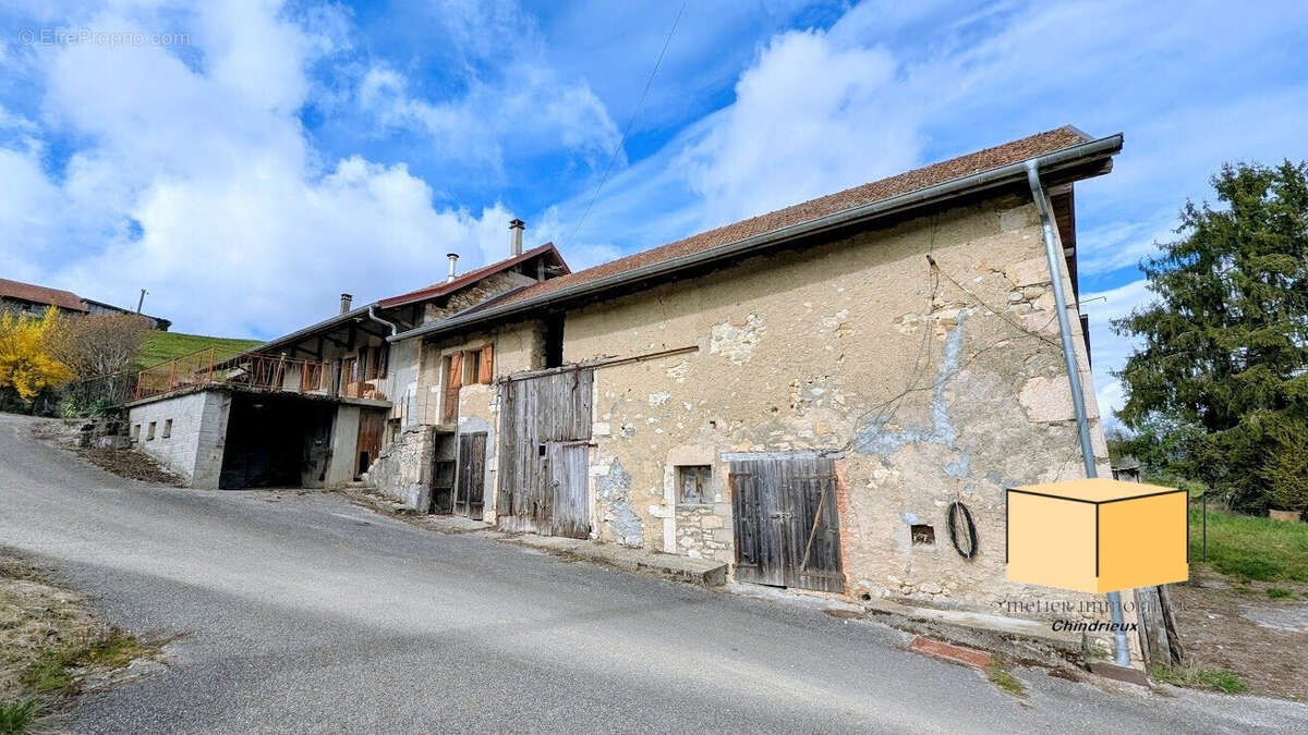 Maison à LOISIEUX