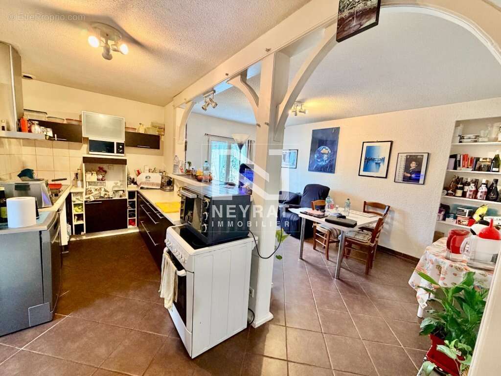 Appartement à CHAMPFORGEUIL