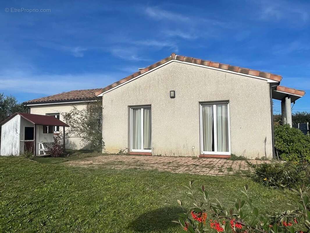 Maison à FONTENILLES