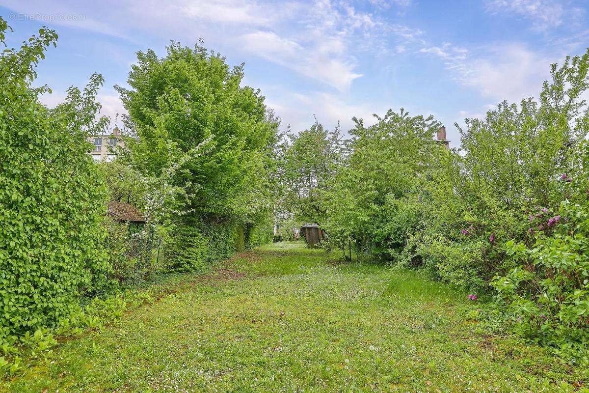 Maison à DEUIL-LA-BARRE