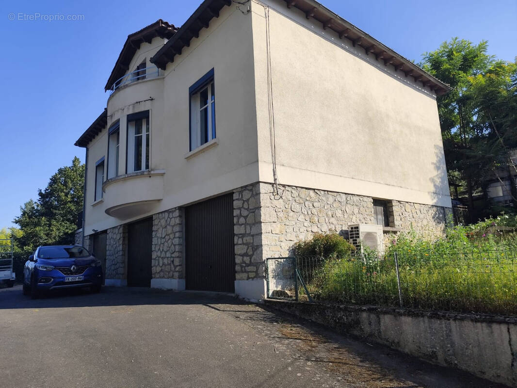 Maison à VILLEFRANCHE-DE-ROUERGUE