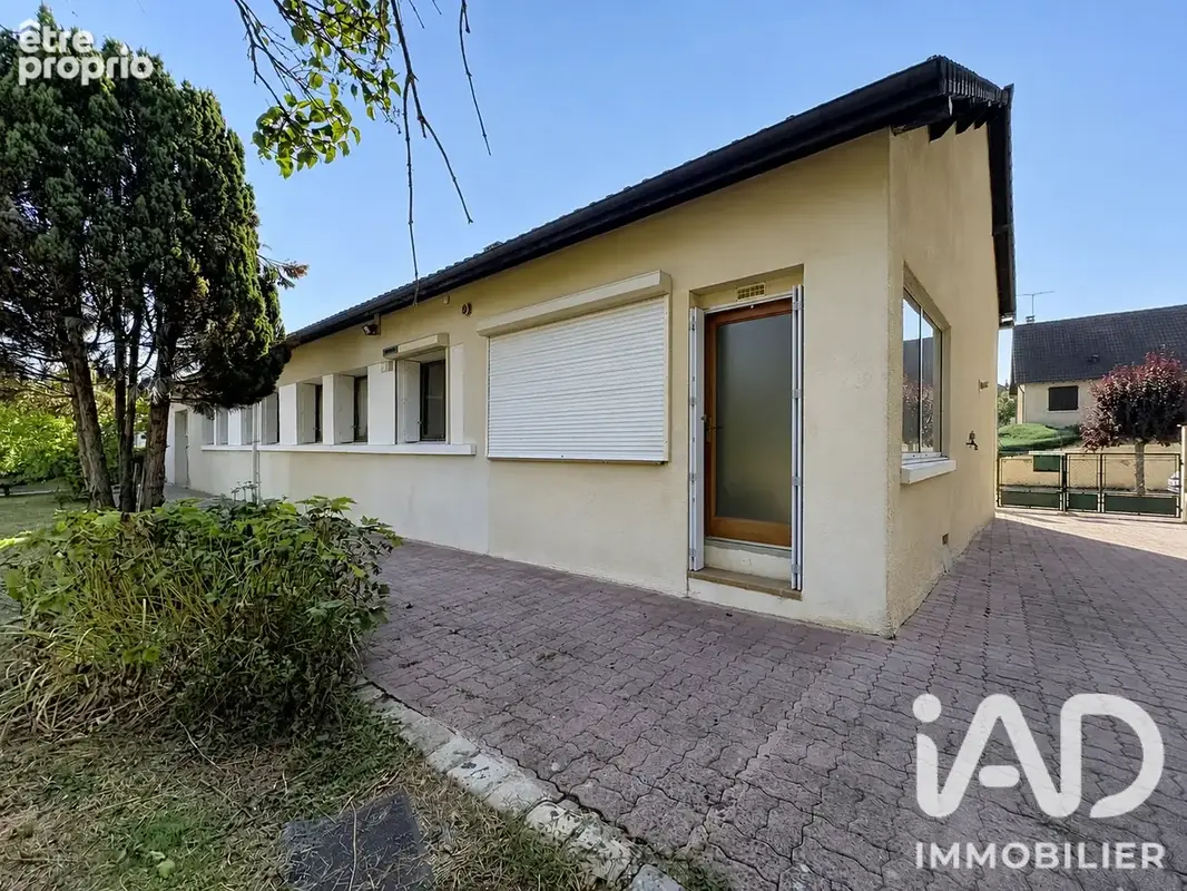 Photo 1 - Maison à CHEVANNES
