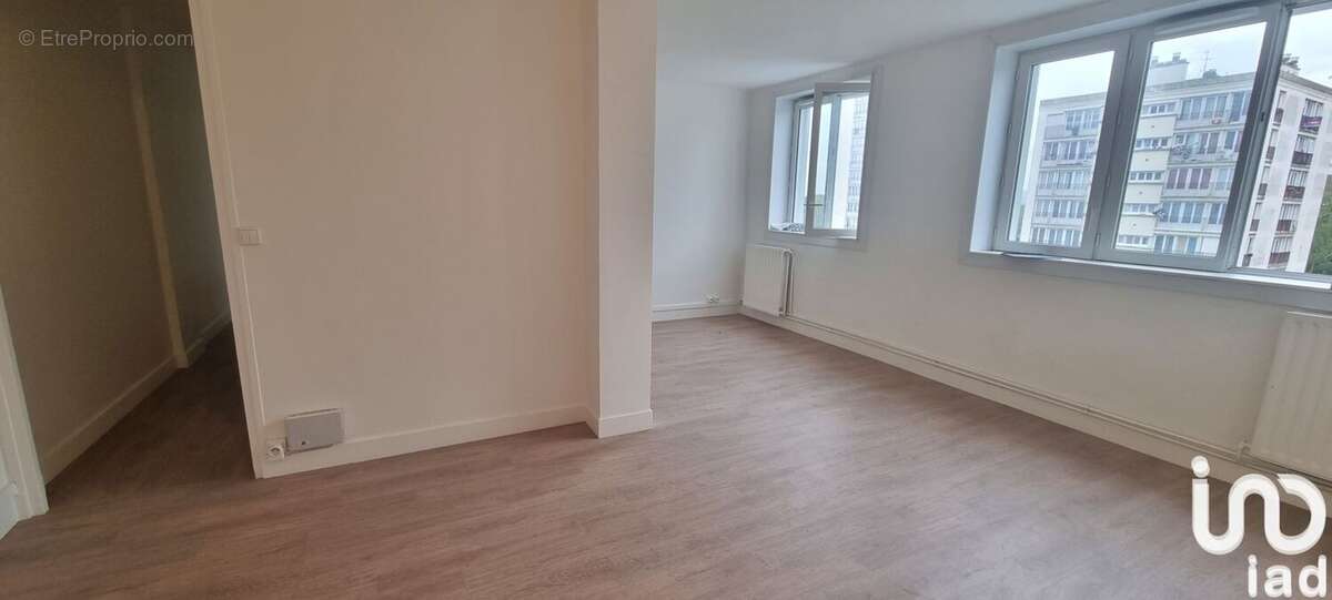 Photo 3 - Appartement à VILLIERS-LE-BEL