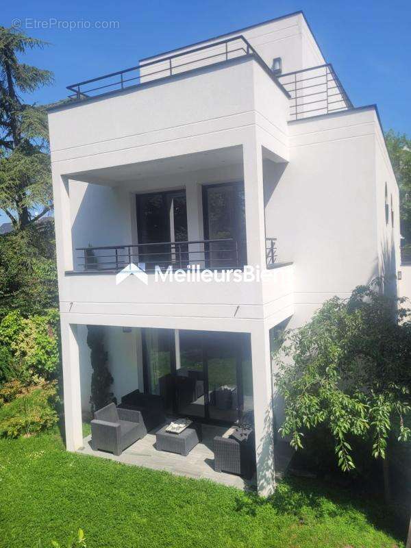 Maison d’architecte familiale avec jardin, à proximité des écoles internationales - photo 24