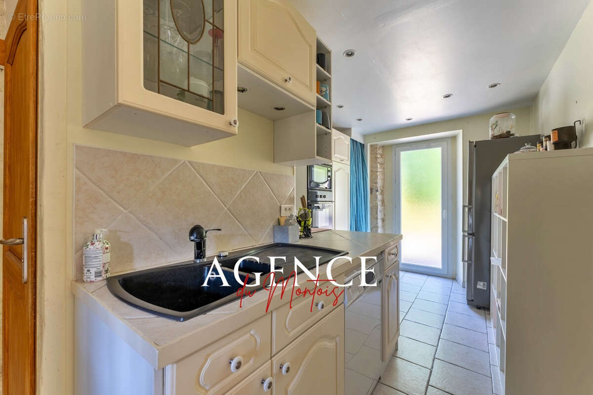 Maison à DONNEMARIE-DONTILLY