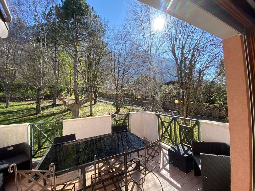 Appartement à VEYRIER-DU-LAC