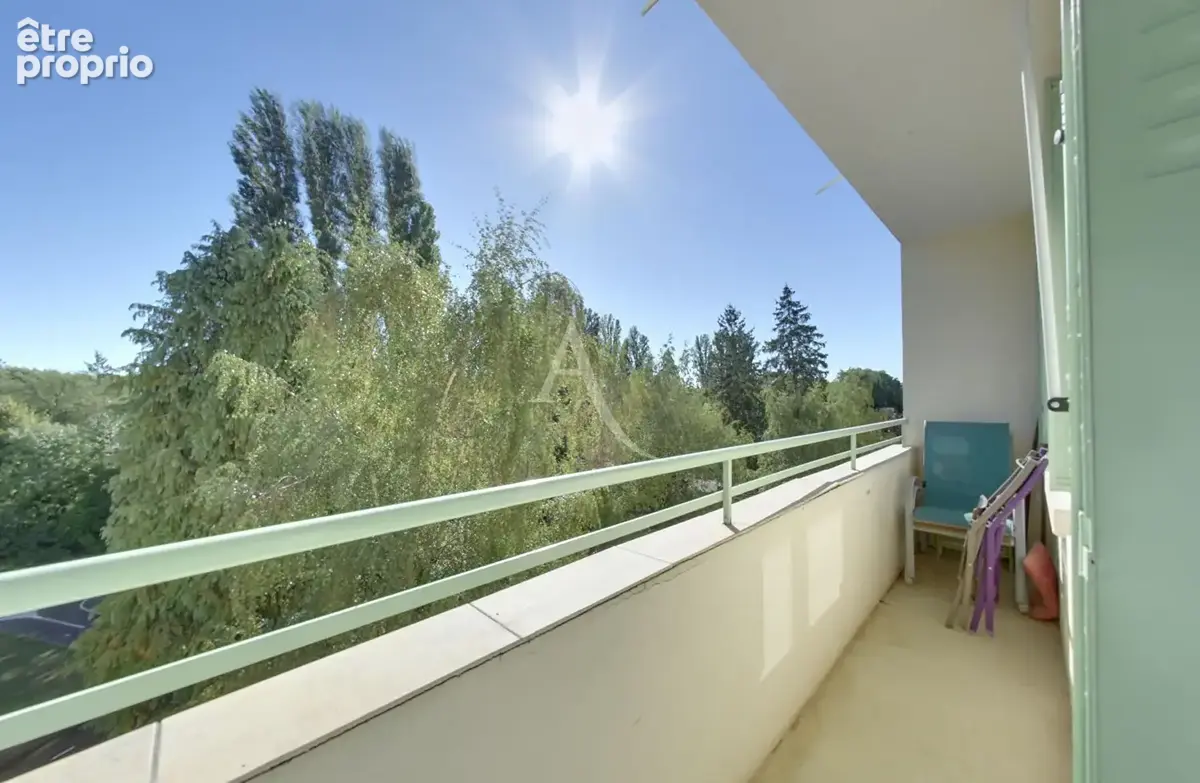 Ascenseur, Balcon et Verdure - photo 2