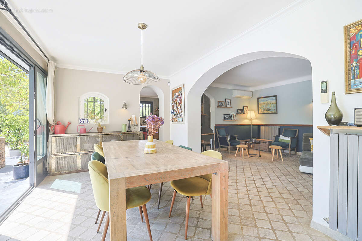 Maison à SOLLIES-PONT