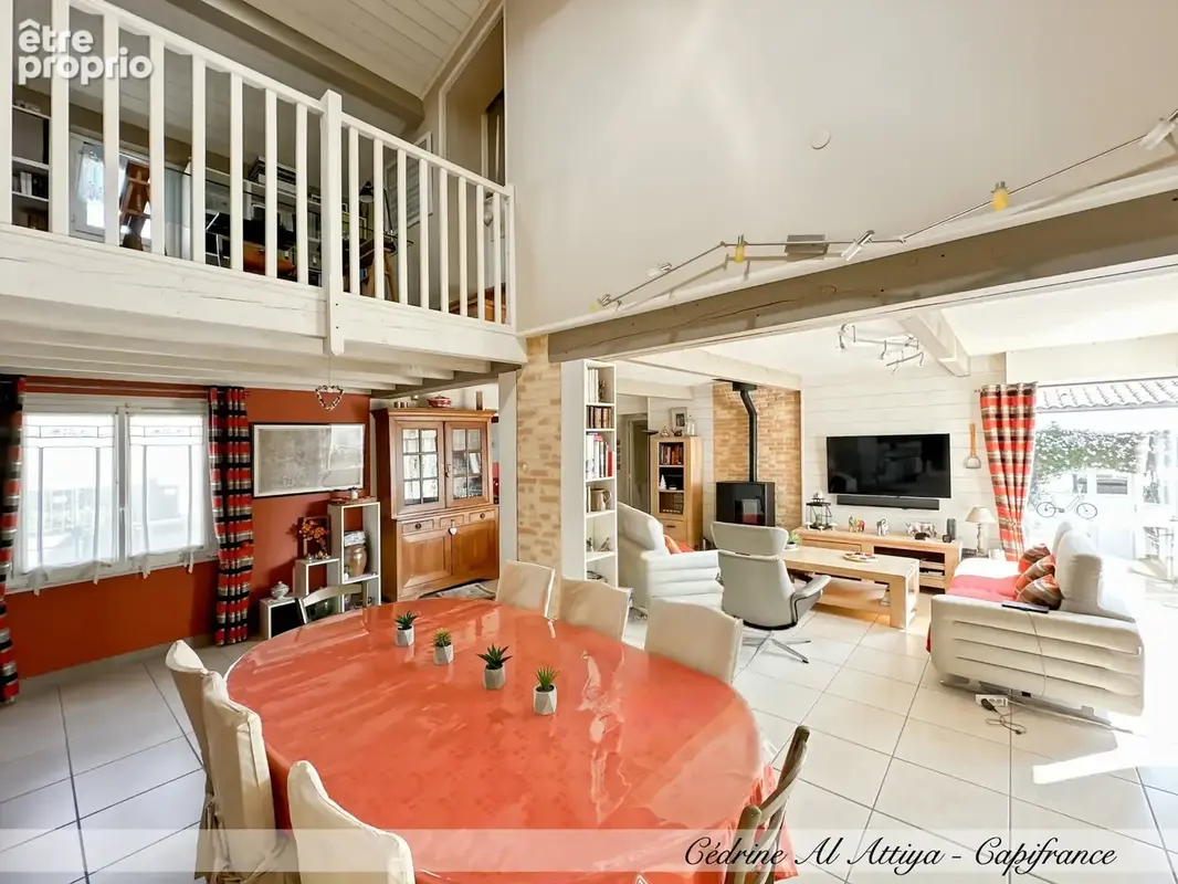 Maison à vendre à Puilboreau de plain-pied, 7 pièces, 175m², jardin et garage - photo 2