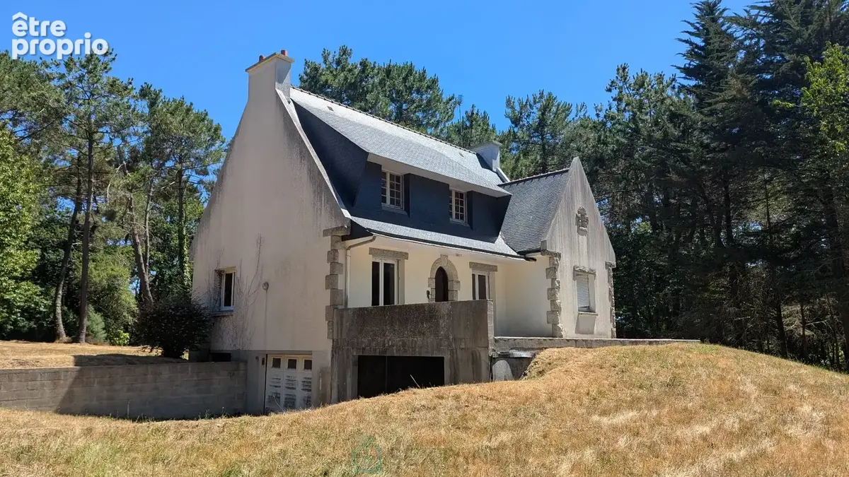 Maison familiale de 5 chambres à rénover  Sous-sol complet  Terrain de 8 291 m²  À 1,6 km de la Petite Mer de Gâvres - photo 4