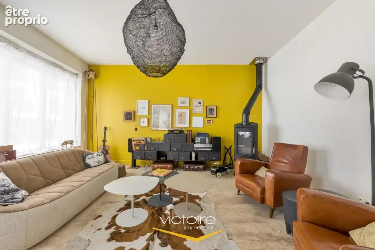 Maison T6 lumineuse et traversante - 4 ch + dépendance - Terrasse et jardin - photo 8