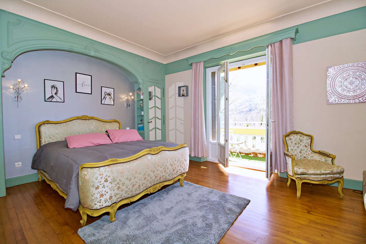 Maison à SAINT-CHINIAN