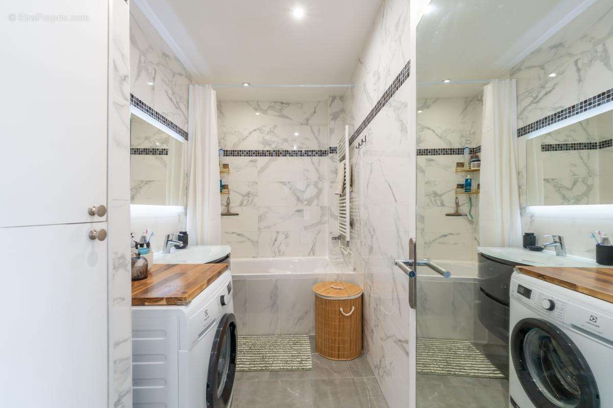 Appartement à SURESNES