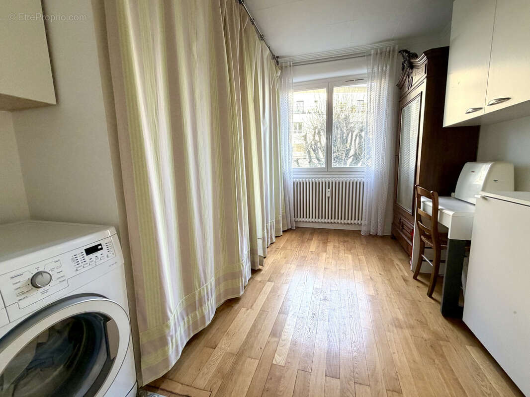 Appartement à TASSIN-LA-DEMI-LUNE