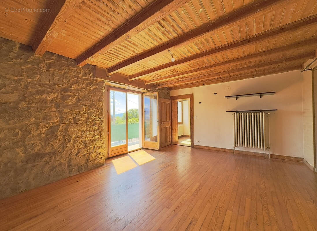 Appartement à FILLINGES