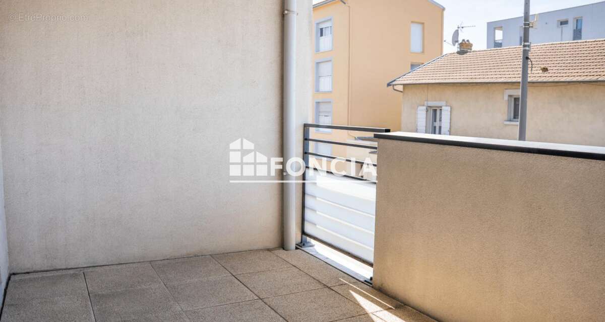 Appartement à FEYZIN