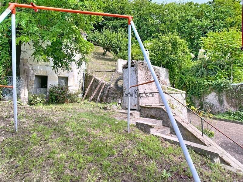 Maison familiale 4 pièces de 70m² avec dépendance en tuffeau et jardin arboré – PONCE SUR LE LOIR (72) - photo 13