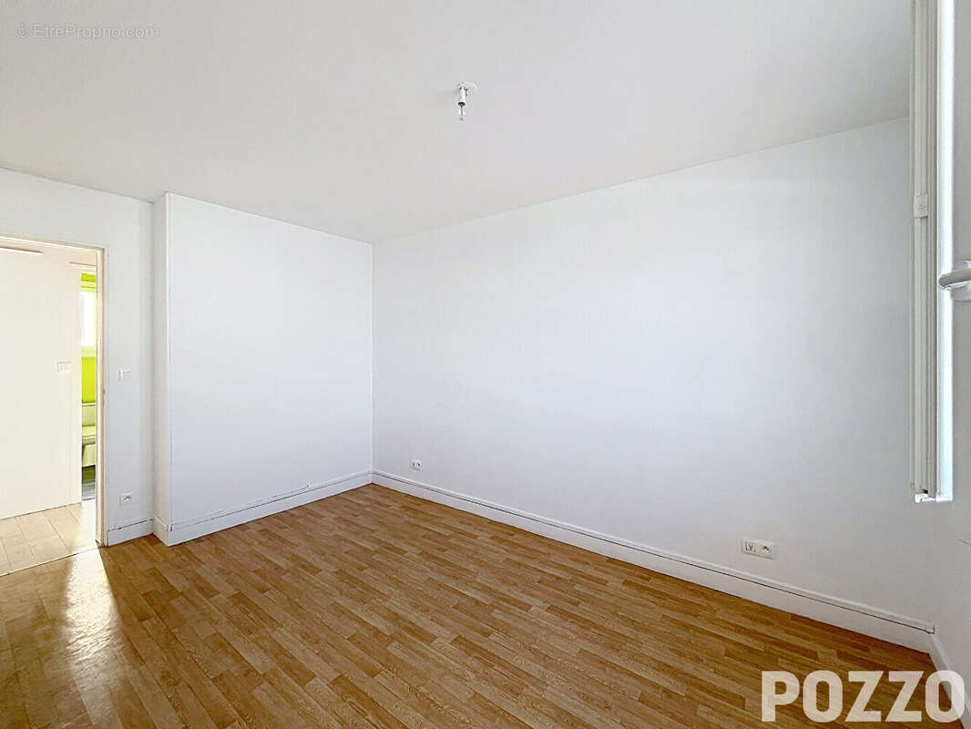 À vendre Saint-Lô, proche du centre-ville, appartement T2 avec garage - photo 7