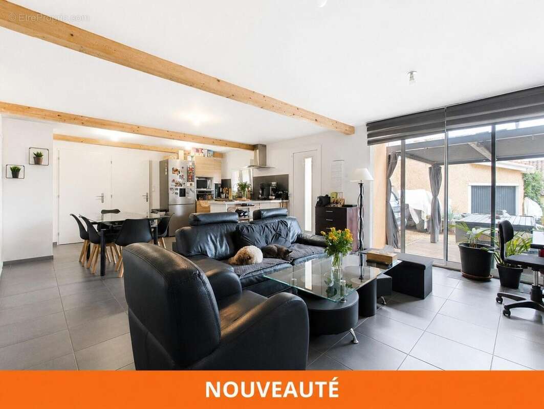 Photo 2 - Maison à SAINT-SAVIN