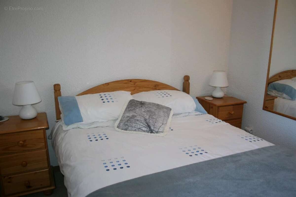 Appartement à MORILLON