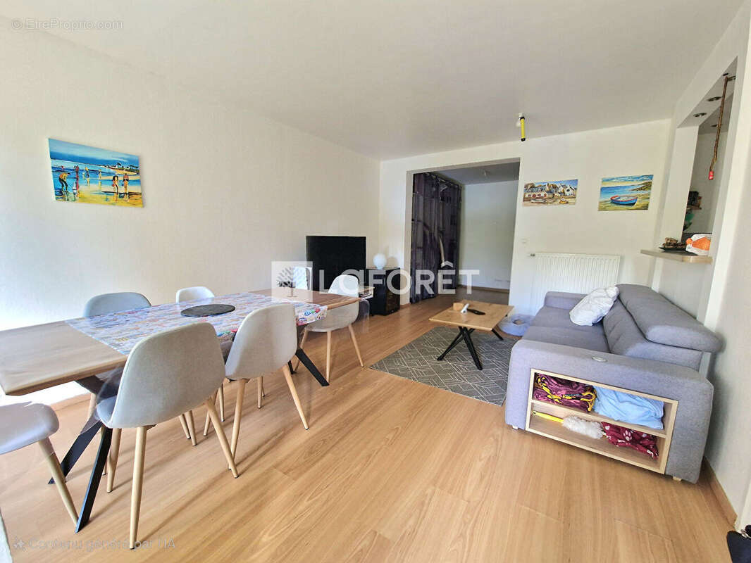 Appartement à CONDAT-SUR-VIENNE