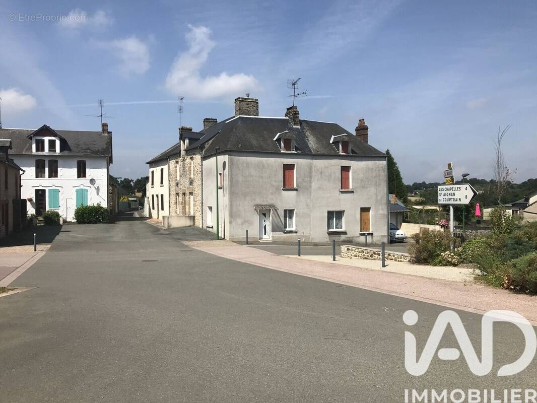 Photo 1 - Maison à CHEVAIGNE-DU-MAINE