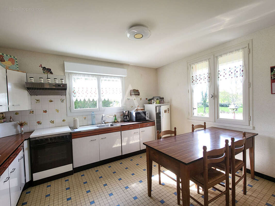 Maison à MARSAC-SUR-DON