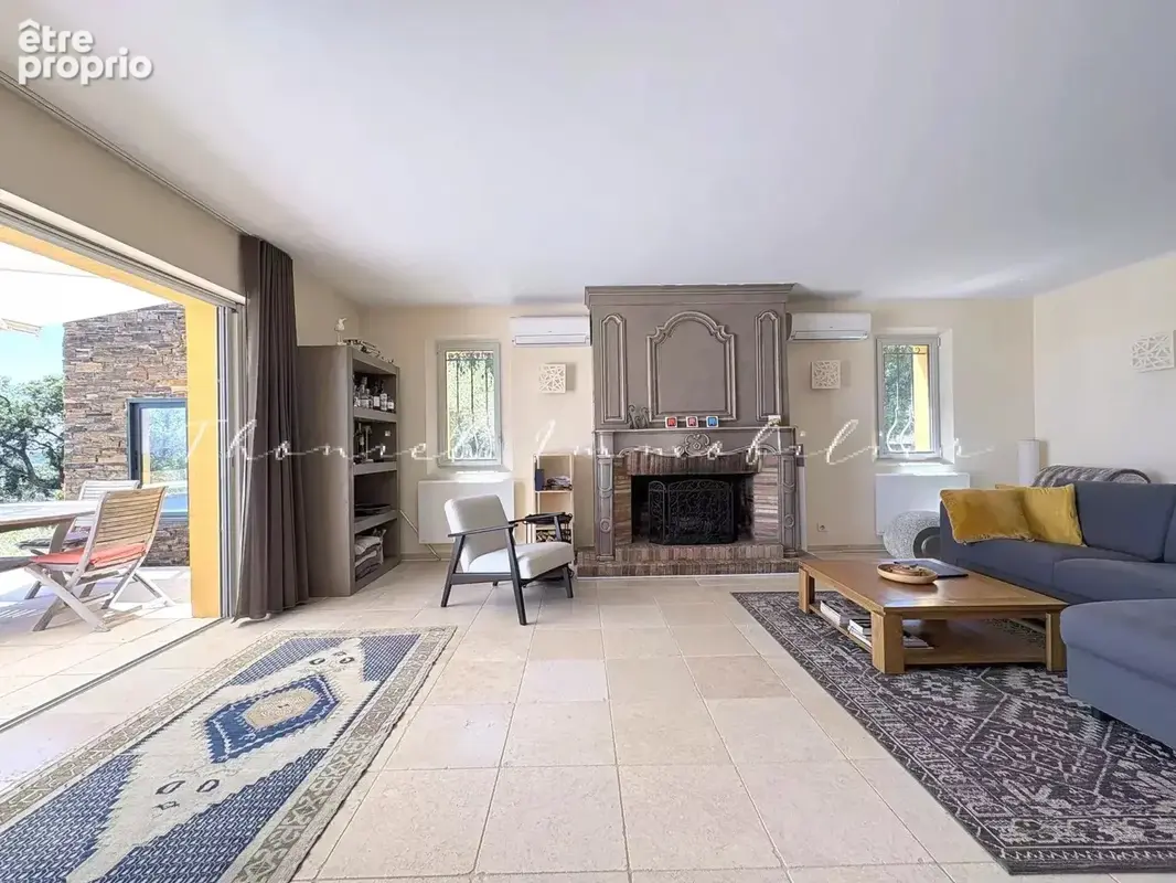 Villa avec vue exceptionnelle à vendre à La Garde Freinet - photo 3