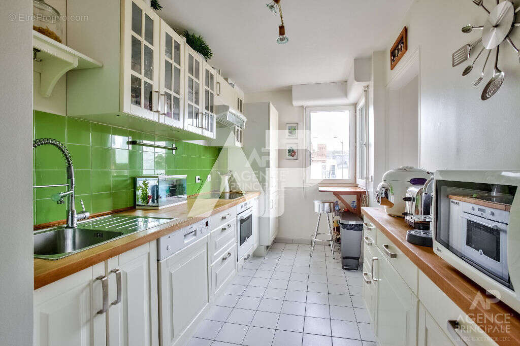 Appartement Rueil Malmaison 4 pièce(s) 95 m2 - photo 4
